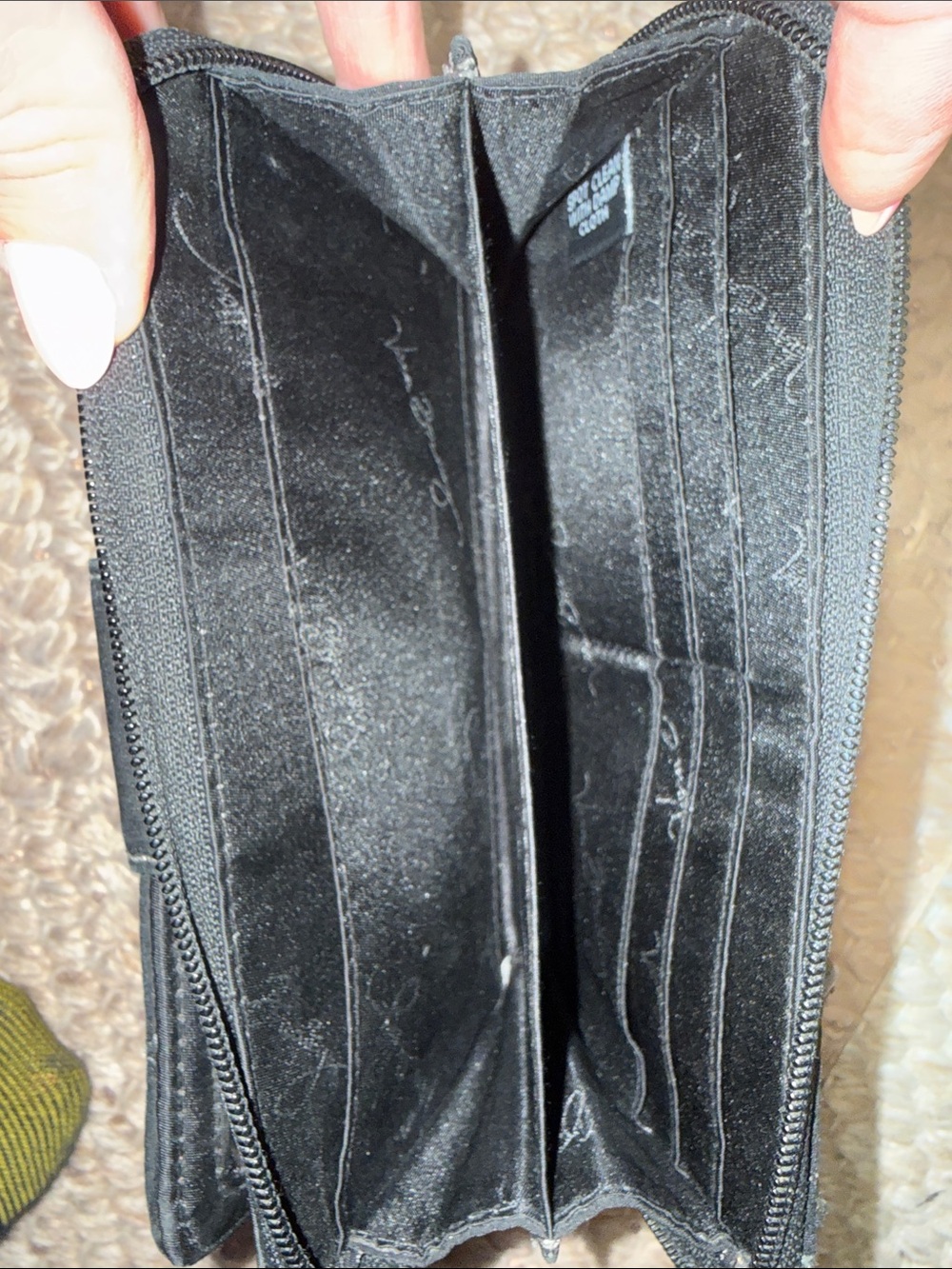 Vera Bradley Quilted Black Women's Zip Wallet with Turn-Lock Closure - Picture 3 of 4